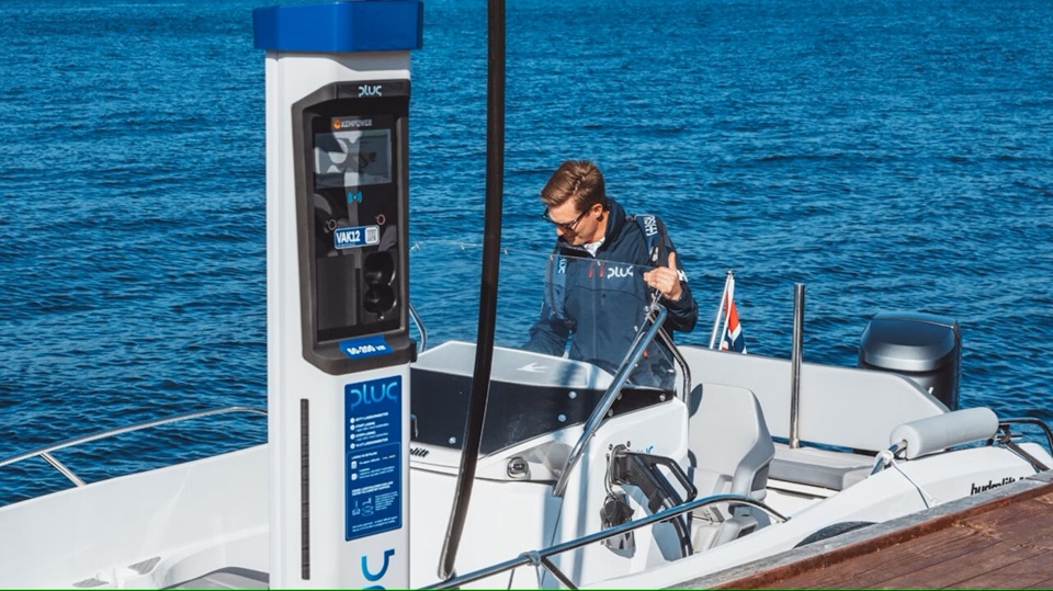 Snabbladdare för elbåt snart på plats i&nbsp;Stockholm